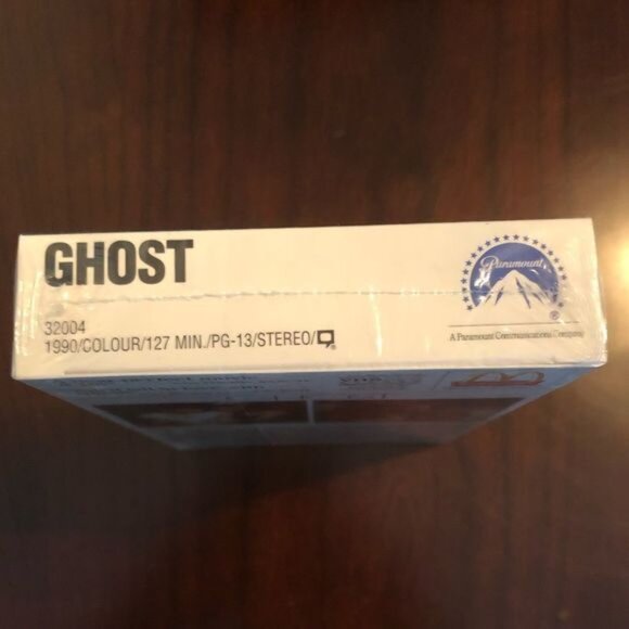 GHOST Vintage VHS with Whoopi Goldberg Collectors Item 1990 - Picture 2 of 4